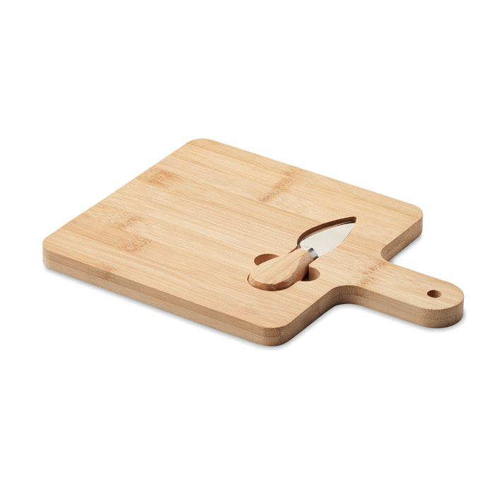 Darfield Cheese board set in bamboo